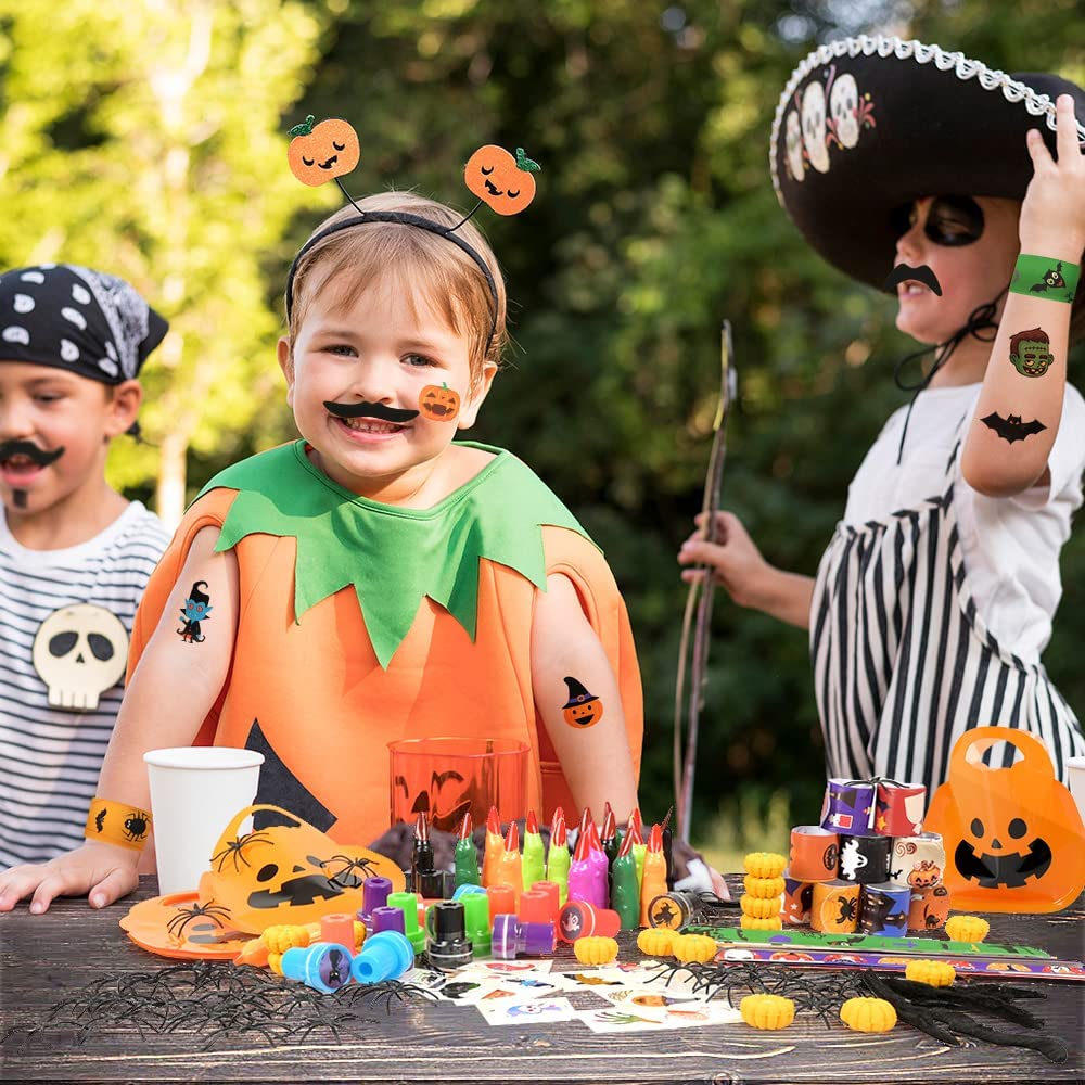 iZoeL 18 Set Spooky Halloween Toys for Kids Halloween Party Bag Fillers with Pumpkin Halloween Sweet Bags Slap Bracelet Stampers Tattoos Finger Halloween Spiders- Halloween Party Favours